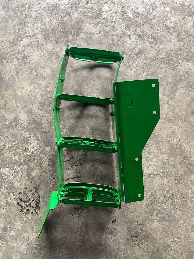 John Deere Complete Step LH (used) for John Deere 7000, 7010