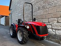 Carraro TRX 7800 S Schmalspurtraktor Allrad Wendesitz Schmalspur