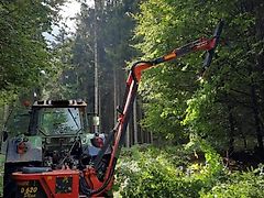 Omarv Auslegemulcher Böschungsmulcher Schlegelmulcher Mulcher