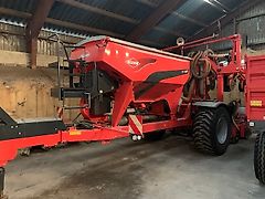 Kuhn Säwagen TT3500 mit Maxima 2R 8 Reihen