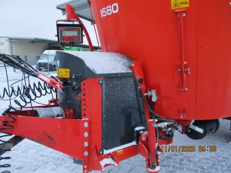 Kuhn Profile 2080 Compact