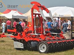 Bestagro (Teller-) Scheibenaggregat Taurus 3,0m Kompakte Scheibenegge mit Transportreifenwalze