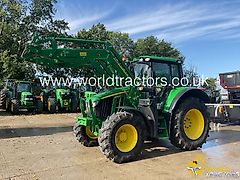 John Deere 6100M