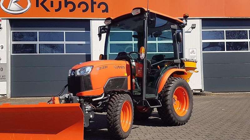 Kubota B2-231 H CAB