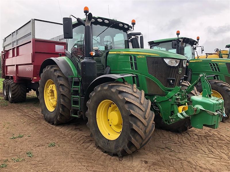 John Deere 6250R Ultimate Edition Command Pro