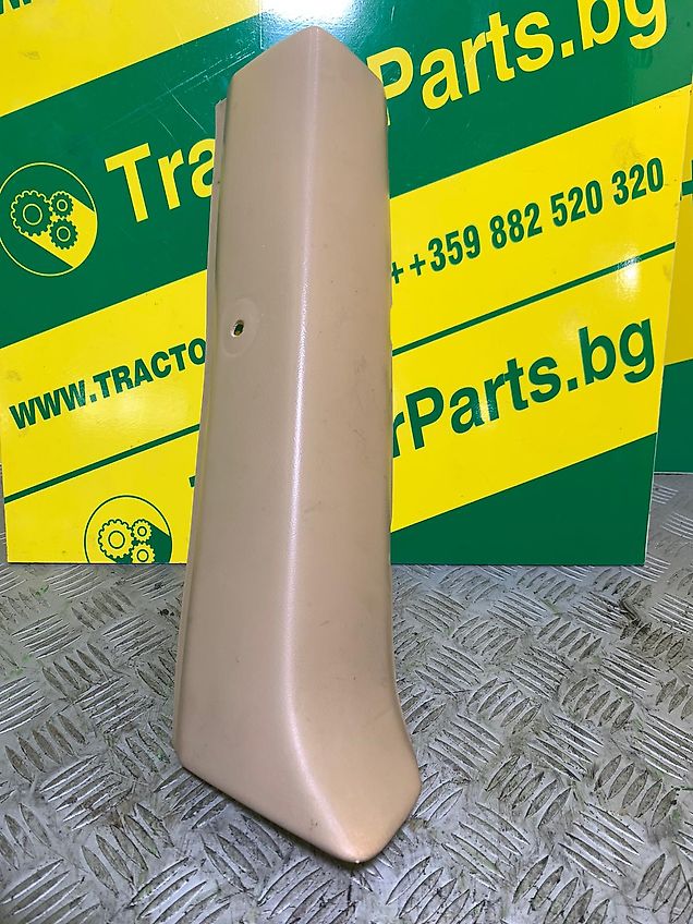 John Deere POST UPHOLSTERY LH (used) - John Deere 6010, 6010 SE