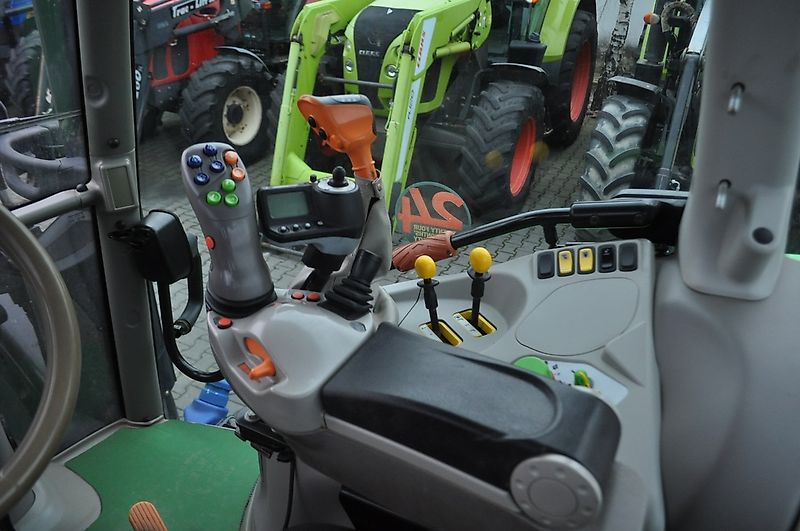Deutz-Fahr AGROTRON 6160 P + QUICKE Q78