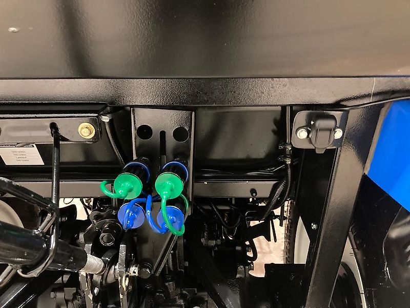 New Holland Boomer 50