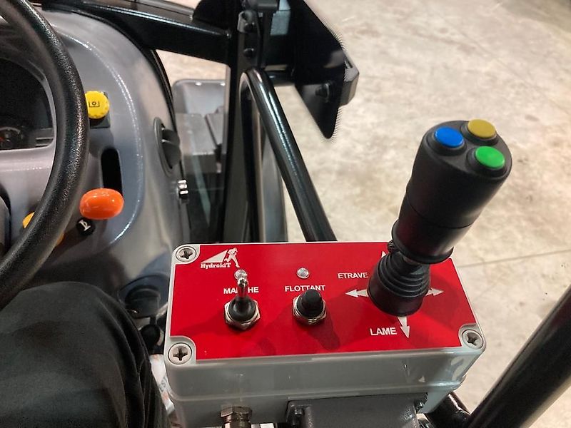 New Holland Boomer 50