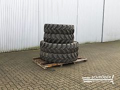Fendt 380/85 R30 + 380/90 R46 KOMPLETTRÄDER