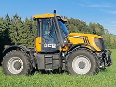 JCB 3230