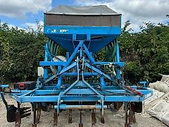 Lemken Karat 9/300 Zwischenfrucht Aussaat
