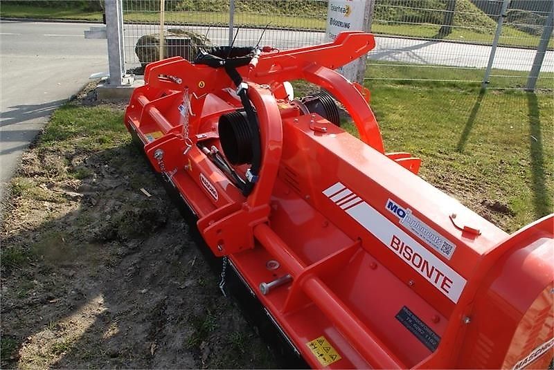Maschio Bisonte 300 Hydraulisk side regulering