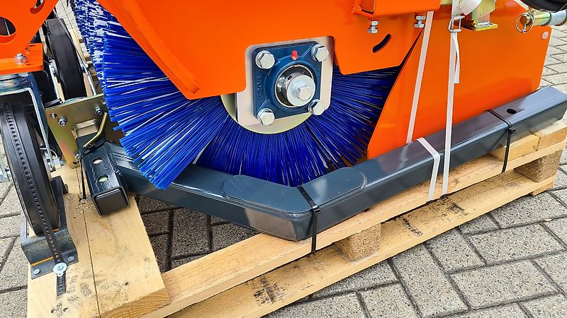 Tuchel PLUS 590-180 mit kombinierter EURO und Dreipunkt Aufnahme