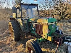 John Deere 4x2
