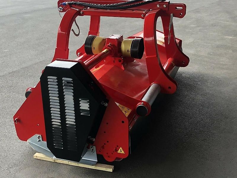 Omarv Mulcher Schlegelmulcher Mulchgerät Forstmulcher