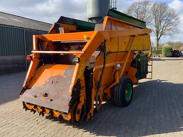 Unifeed TF5.12D