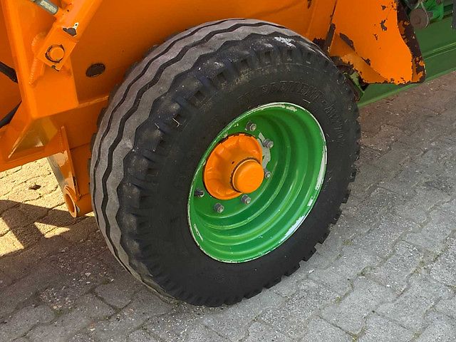 Unifeed TF5.12D