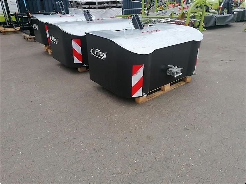 Fliegl 1200 kg. frontvægt
