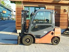 Toyota 02-8fdf25 triplex + ss + zv + kabine