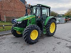 John Deere 6120M