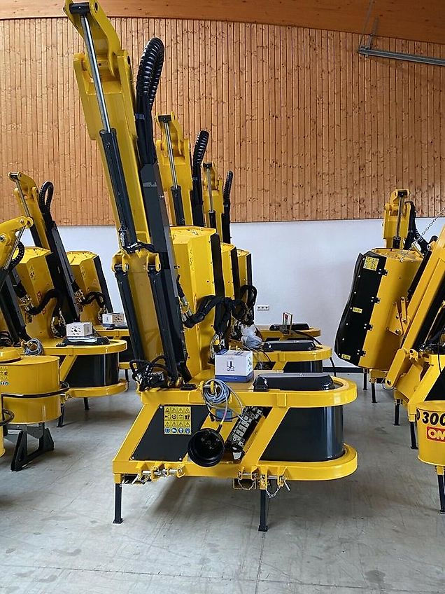 Omarv Böschungsmulcher Auslegemulcher Schlegelmulcher Mulcher