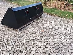 Bressel und Lade Keine Bressel Erdschaufel 245cm Schaufelbreite Schürfleiste Euroaufnahme Euroadapter 2 Mittelstege Schwergutschaufel Ladeschaufel Leichtgutschaufel 245cm Schürfleiste Frabschäden