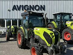 Claas nexos 230 m tradition