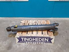 New Holland LB115B (Spare part/Reservedel/Ersatzteil)