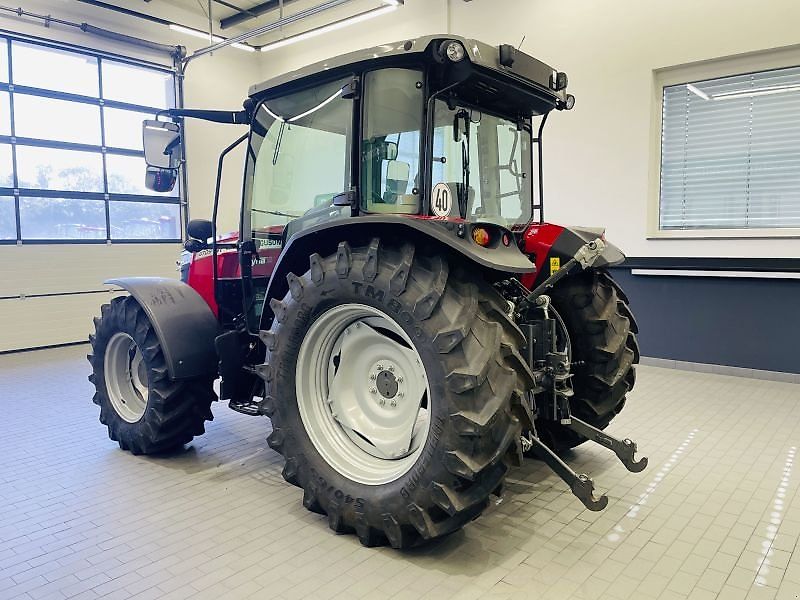 Massey Ferguson 4709 M DYNA-2 ESSENTIAL