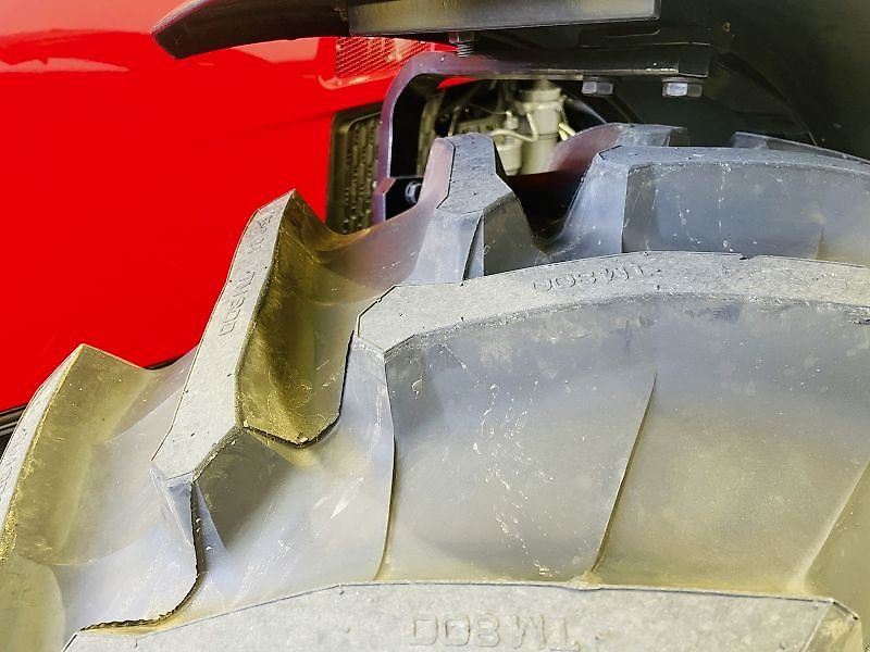 Massey Ferguson 4709 M DYNA-2 ESSENTIAL