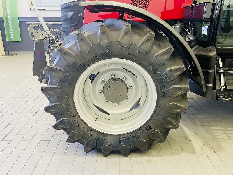 Massey Ferguson 4709 M DYNA-2 ESSENTIAL