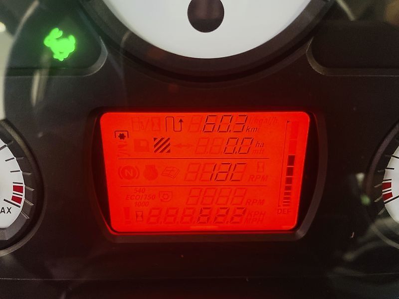 Massey Ferguson 4709 M DYNA-2 ESSENTIAL