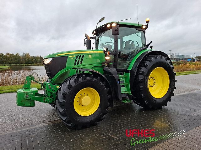 John Deere 6215 R