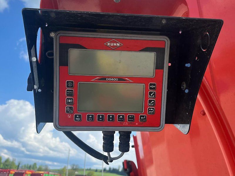 Kuhn Profile 12.1 DL