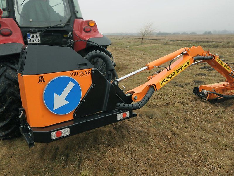Pronar WWT Auslegemulcher Mulchkopf Astschere Astsäge Mulcher