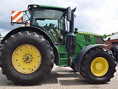 John Deere 6215 R