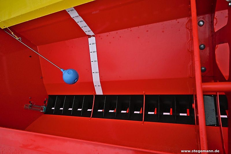 Pöttinger Lion 3002 Kreiselegge + Vitasem 302 ADD Sämaschine