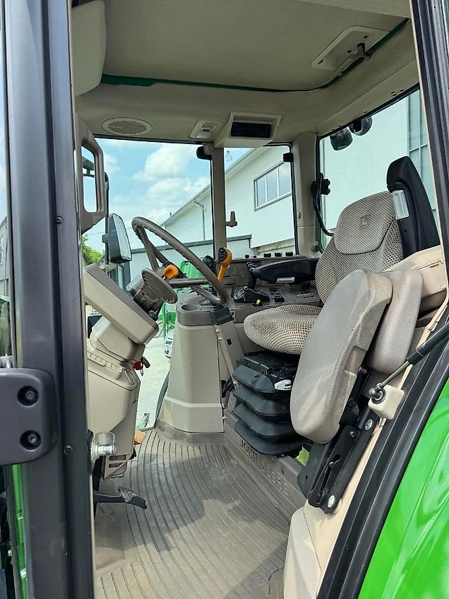 John Deere John Deere 6175M