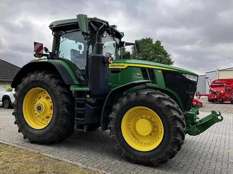 John Deere 7R 310