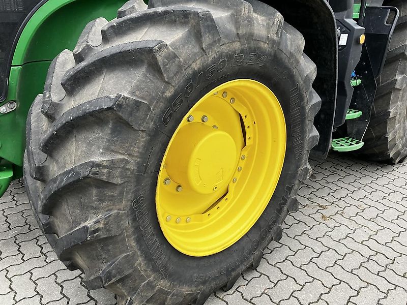 John Deere 7R 310