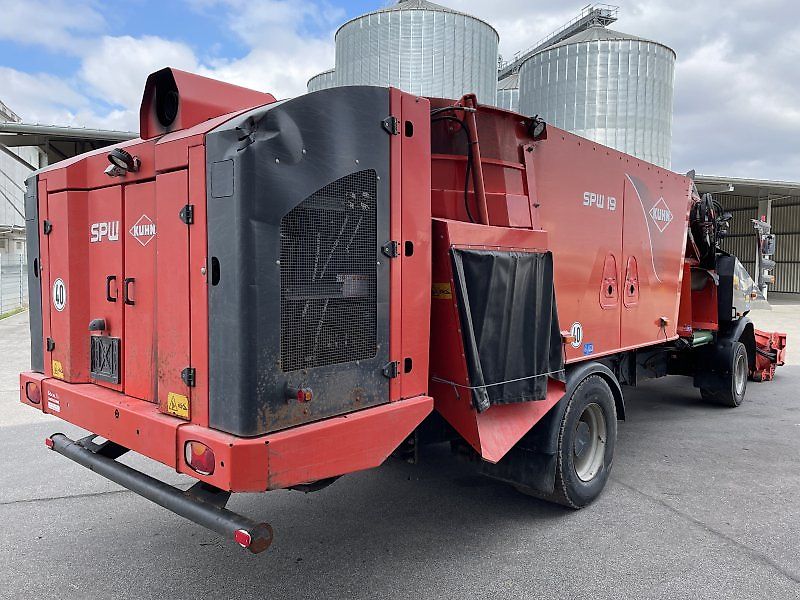 Kuhn SPW 19