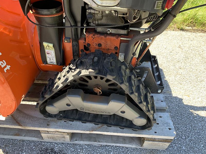 Husqvarna Schneefräse ST 330