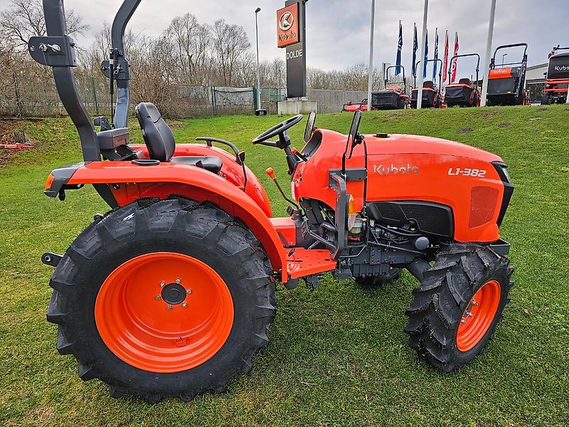 Kubota L1-382 DW-EC Schaltgetriebe