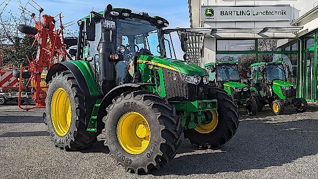 John Deere JD 6120M