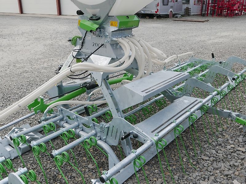 Zocon Greenkeeper 6 mit Sägerät Z300 Pro, Wiesenstriegel