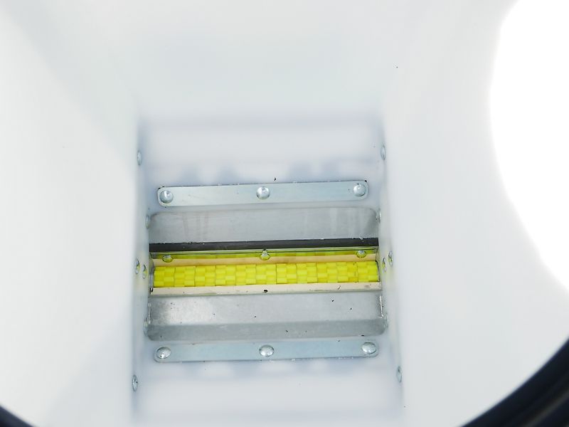 Zocon Greenkeeper 6 mit Sägerät Z300 Pro, Wiesenstriegel