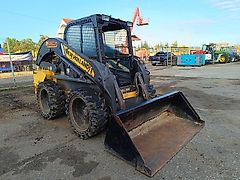 New Holland L225