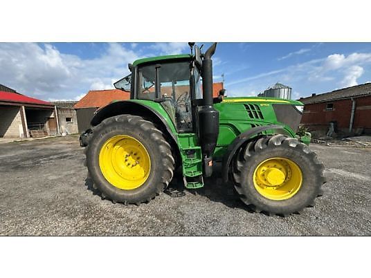 John Deere 6175M