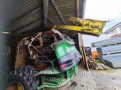 John Deere 9900